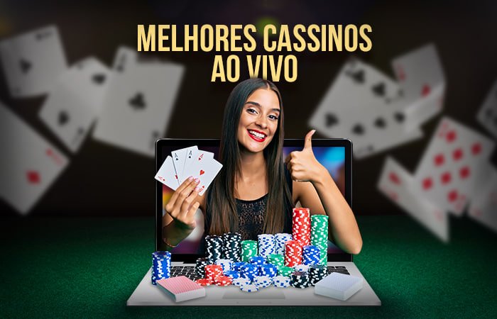 pkg88 ကတ်ဂိမ်း Mobile APP ဖြင့် Poker ကစားနေသောမြင်ကွင်း